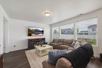 906 S 750 W, Springville, UT 84663 - Photo 7
