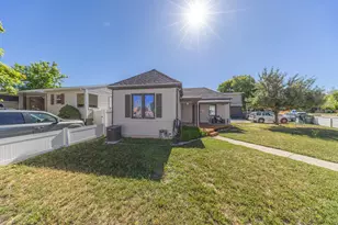 4911 S Center St, Murray, UT 84107 - Photo 21
