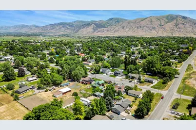 282 S 200 W, Hyrum, UT 84319 - Photo 41