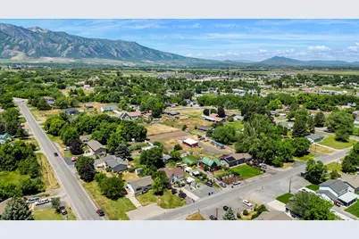 282 S 200 W, Hyrum, UT 84319 - Photo 39