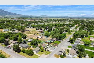 282 S 200 W, Hyrum, UT 84319 - Photo 43