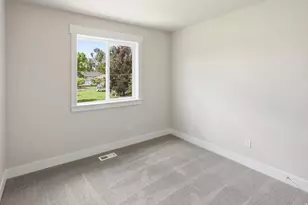 167 E 400 S, Smithfield, UT 84335 - Photo 37