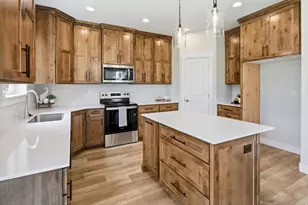 167 E 400 S, Smithfield, UT 84335 - Photo 17