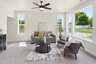 167 E 400 S, Smithfield, UT 84335 - Photo 7