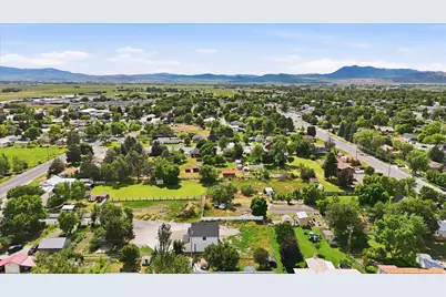167 E 400 S #2, Smithfield, UT 84335 - Photo 45