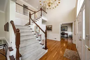 3329 E Tall Pine Ln S, Cottonwood Heights, UT 84121 - Photo 7
