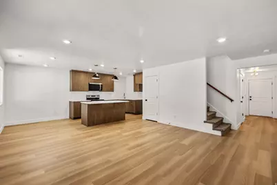 319 N Liberty Cove Dr #25, Ogden, UT 84404 - Photo 5