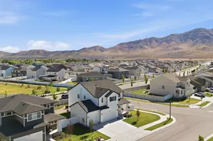 1637 E Bison Dr N, Eagle Mountain, UT 84005 - Photo 25