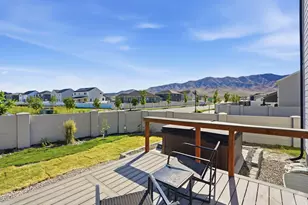 1637 E Bison Dr N, Eagle Mountain, UT 84005 - Photo 23