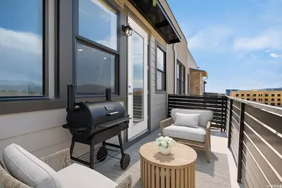 5263 W Reventon Rd S #203, South Jordan, UT 84009 - Photo 9