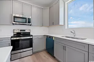 5263 W Reventon Rd S, South Jordan, UT 84009 - Photo 11