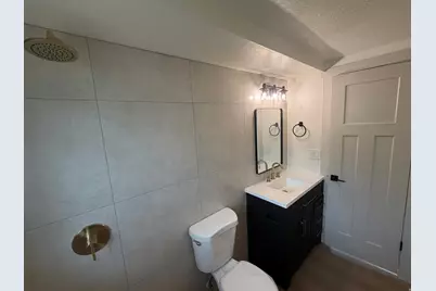 2236 S 300 W, Clearfield, UT 84015 - Photo 17