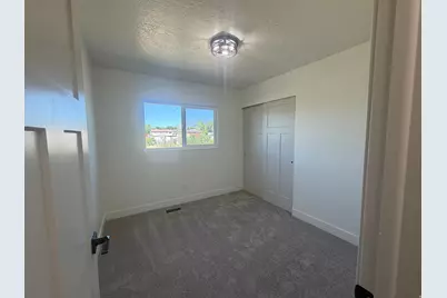 2236 S 300 W, Clearfield, UT 84015 - Photo 15