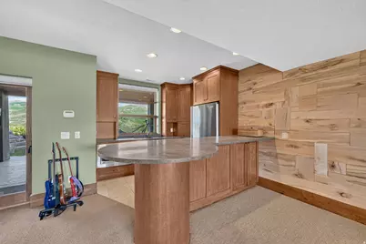 492 N Marathon Cir, Salt Lake City, UT 84108 - Photo 35