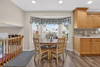 1228 N 2725 W, Layton, UT 84041 - Photo 9