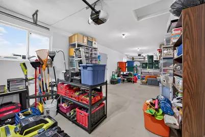 1228 N 2725 W, Layton, UT 84041 - Photo 29