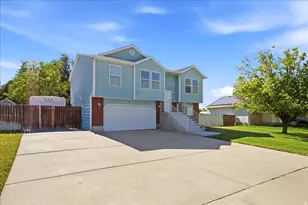3016 S Fetzer Dr W, Magna, UT 84044 - Photo 3