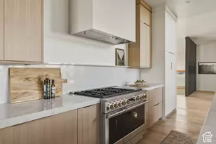 923 N Emery Ln, Elk Ridge, UT 84651 - Photo 17