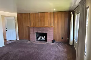 1932 W 4975 S, Roy, UT 84067 - Photo 11