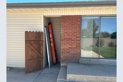 1932 W 4975 S, Roy, UT 84067 - Photo 33