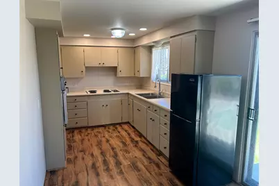 1932 W 4975 S, Roy, UT 84067 - Photo 5