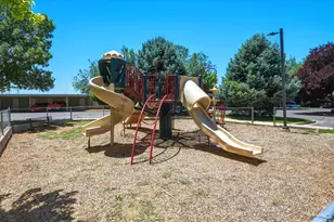 215 S 1050 W, Provo, UT 84601 - Photo 27