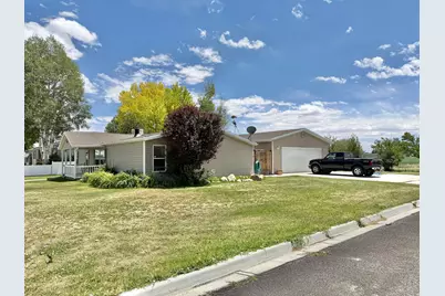 105 W 500 S, Ferron, UT 84523 - Photo 3