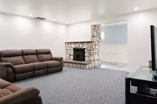 989 S 900 W, Salt Lake City, UT 84104 - Photo 3