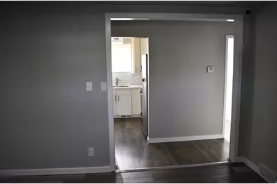 4656 S 2200 W, Taylorsville, UT 84129 - Photo 11