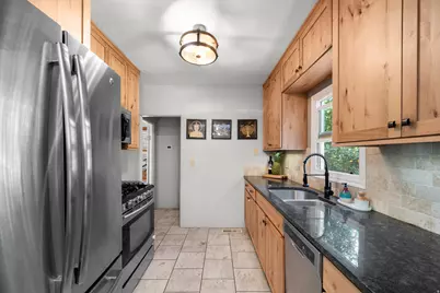 1753 S Windsor St E, Salt Lake City, UT 84105 - Photo 7