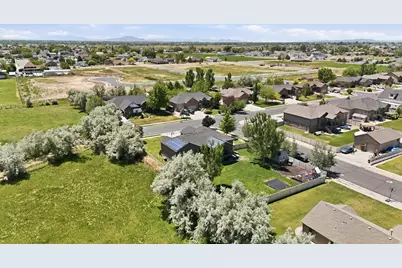 3396 W 2350 N, Plain City, UT 84404 - Photo 43
