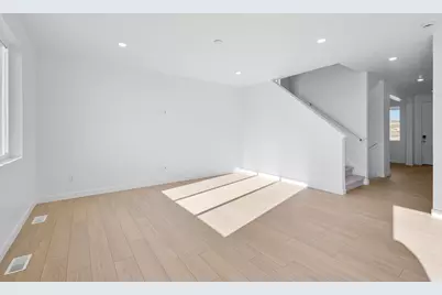 6086 W Sapphire St #331, West Jordan, UT 84081 - Photo 9