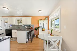 5981 S Starlite Dr W, Murray, UT 84107 - Photo 9