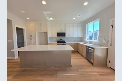 2951 N Devon Dr #246, Plain City, UT 84404 - Photo 3