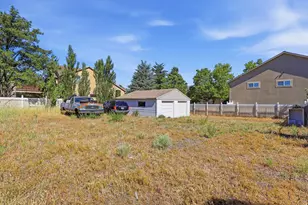 10850 S 1700 E, Sandy, UT 84092 - Photo 11