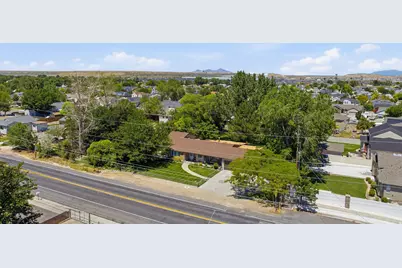 7454 W 3100 S, Magna, UT 84044 - Photo 33