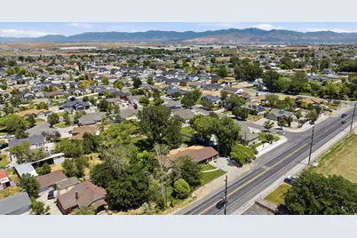 7454 W 3100 S, Magna, UT 84044 - Photo 29