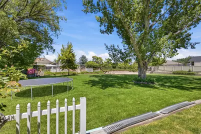 7454 W 3100 S, Magna, UT 84044 - Photo 23