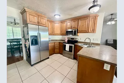 565 S 2400 W, Vernal, UT 84078 - Photo 7