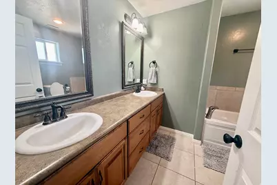 565 S 2400 W, Vernal, UT 84078 - Photo 15