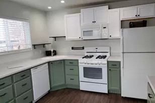 372 W 400 N, Vernal, UT 84078 - Photo 25