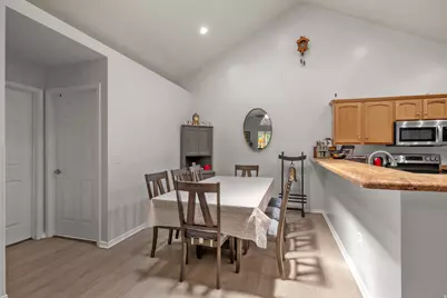 2101 W Abbey View Rd, West Jordan, UT 84088 - Photo 9
