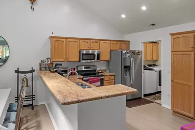 2101 W Abbey View Rd, West Jordan, UT 84088 - Photo 11