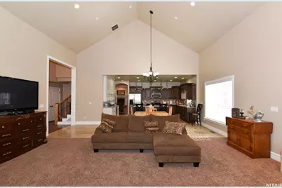 915 Fremont Rd, Bountiful, UT 84010 - Photo 3