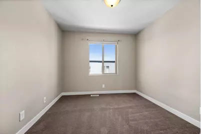 36 W Gilbride Ave, Murray, UT 84107 - Photo 13
