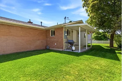 2889 W 3775 S, West Haven, UT 84401 - Photo 9