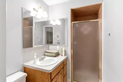 2889 W 3775 S, West Haven, UT 84401 - Photo 37