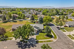 2091 W 2060 S, Syracuse, UT 84075 - Photo 39