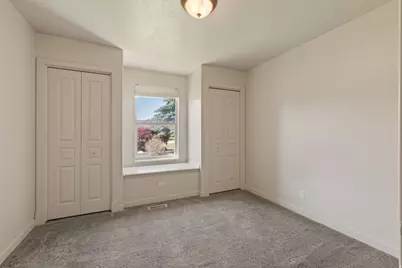 2091 W 2060 S, Syracuse, UT 84075 - Photo 15