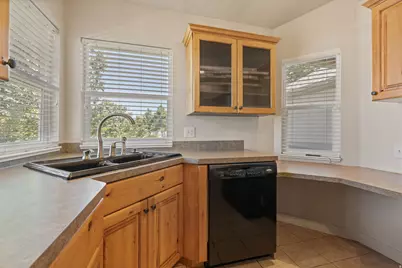 2091 W 2060 S, Syracuse, UT 84075 - Photo 13